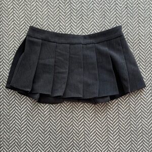 Edikted Grey Mini Pleated Skirt